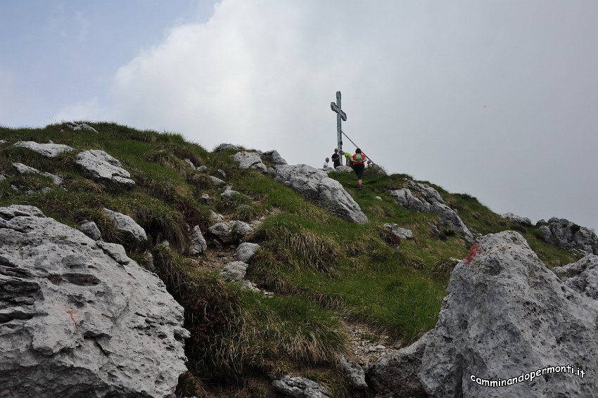 123 Sentiero dell Amicizia Monte Alben La Croce.JPG